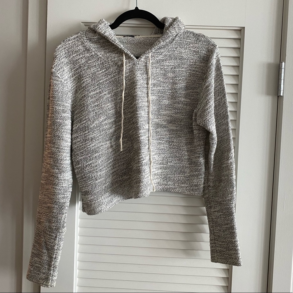 Brandy Melville Cropped Hoodie